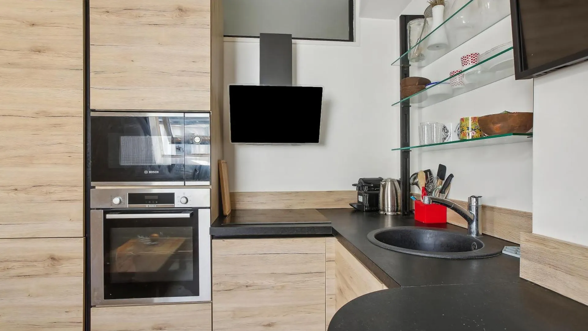 Apartment Trocadero/Victor Hugo - Confort Absolu Paris France